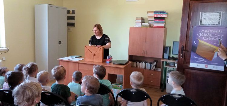 Lekcja biblioteczna w Kaszowie